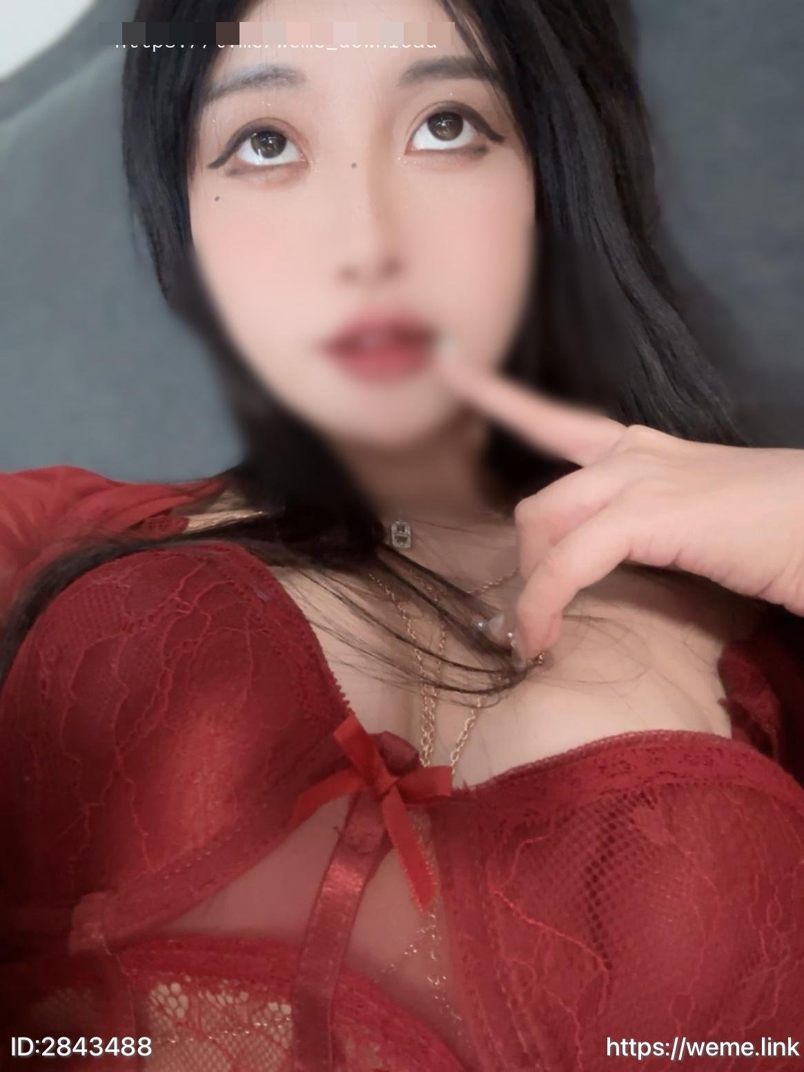 抖音 阿尔卑香小狗子 微密圈 - 和前三期完全不同的暖光居家氛围（第1张，共3张）