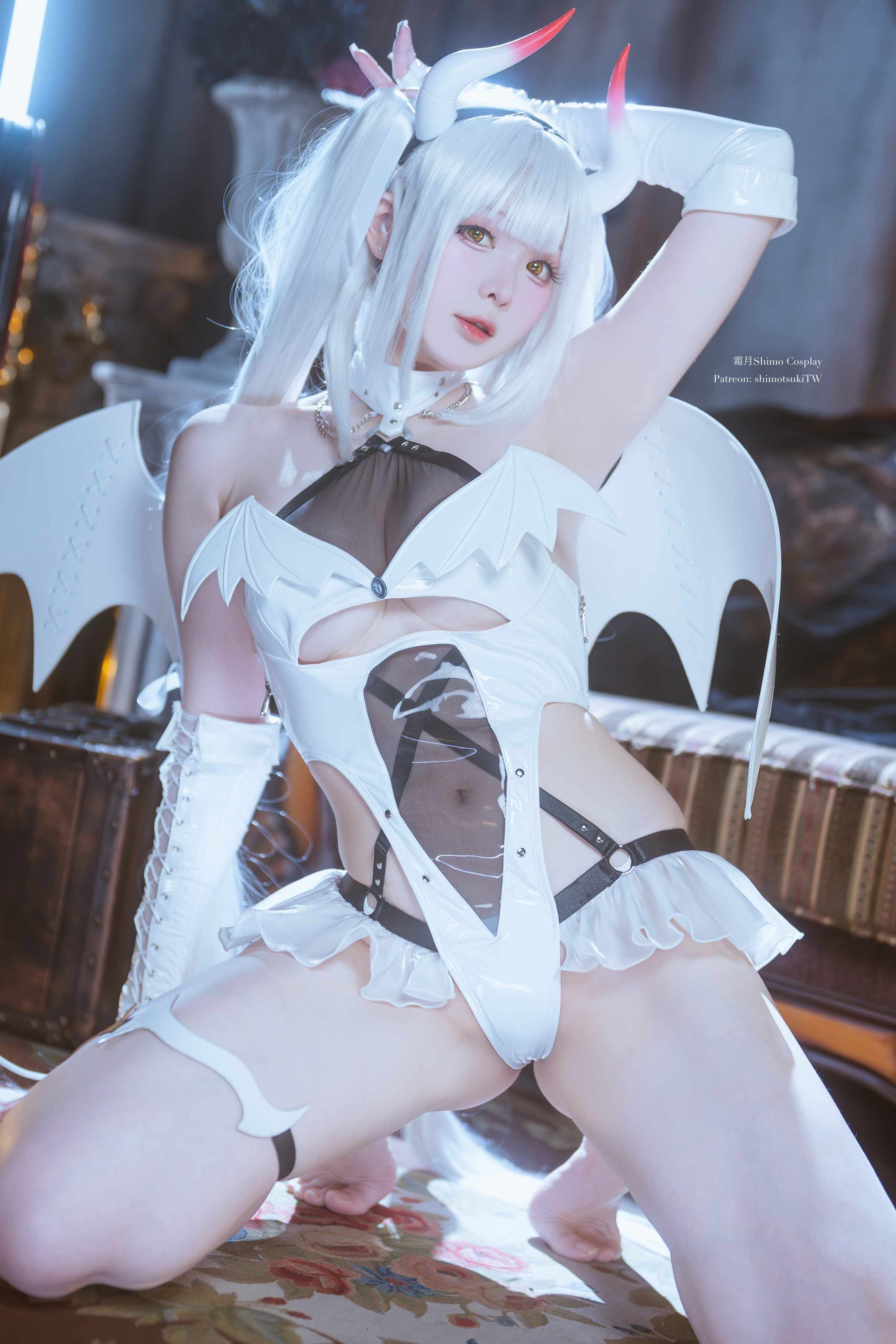 霜月shimo Blanc Demon - 霜月shimo演绎Blanc Demon主题,冷艳暗黑造型还原度超高(第4张,共5张)