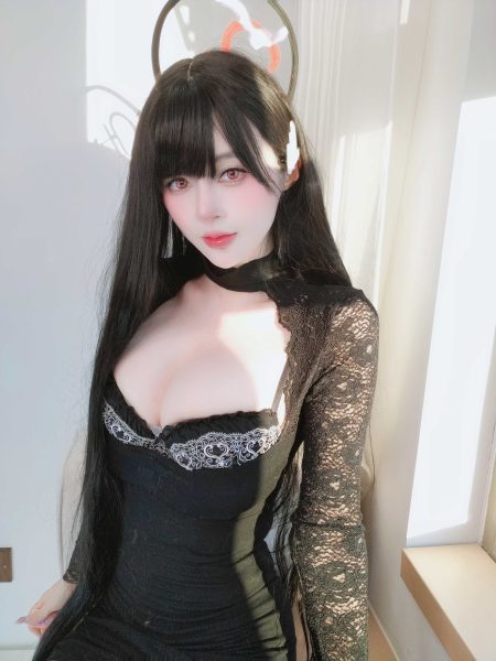 白银81自撮系列第104期更新，软萌随性的自拍感太招人喜欢