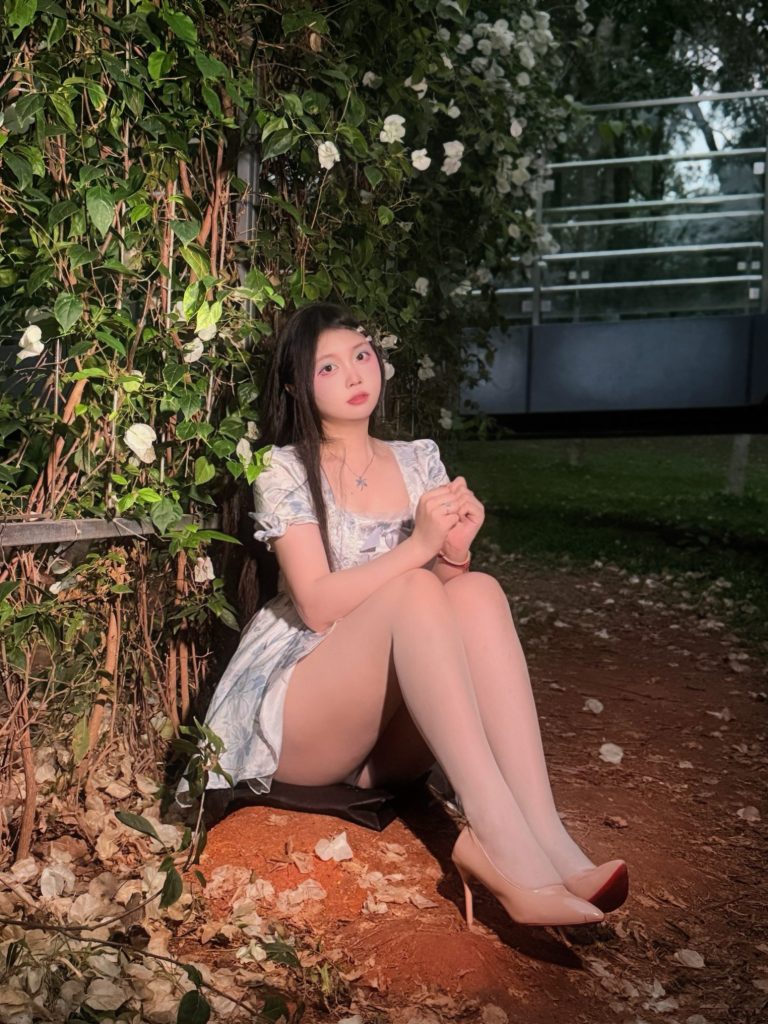 洛桑w伊梓 – NO.23 春夏之交 45P-456MB 图文解析(第4张,共5张)