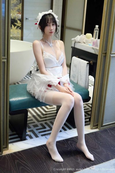 玥儿玥er秀人网最新更新上线，细腻画面呈现满满氛围感
