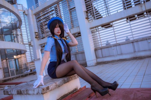 二佐Nisa约会大作战狂三女警cos，飒爽造型还原度超戳人