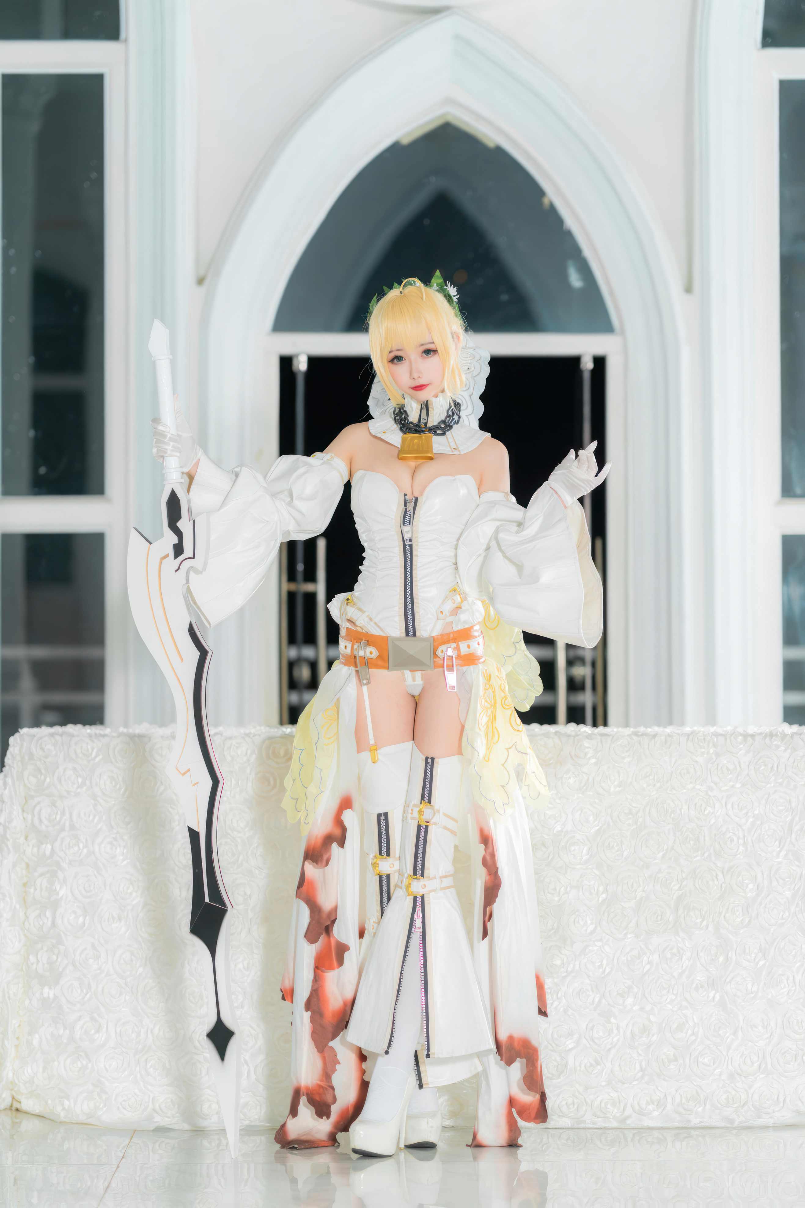 Momoko葵葵 FGO 尼禄 - 裙身暗纹的细节完全踩中角色设定(第2张,共4张)