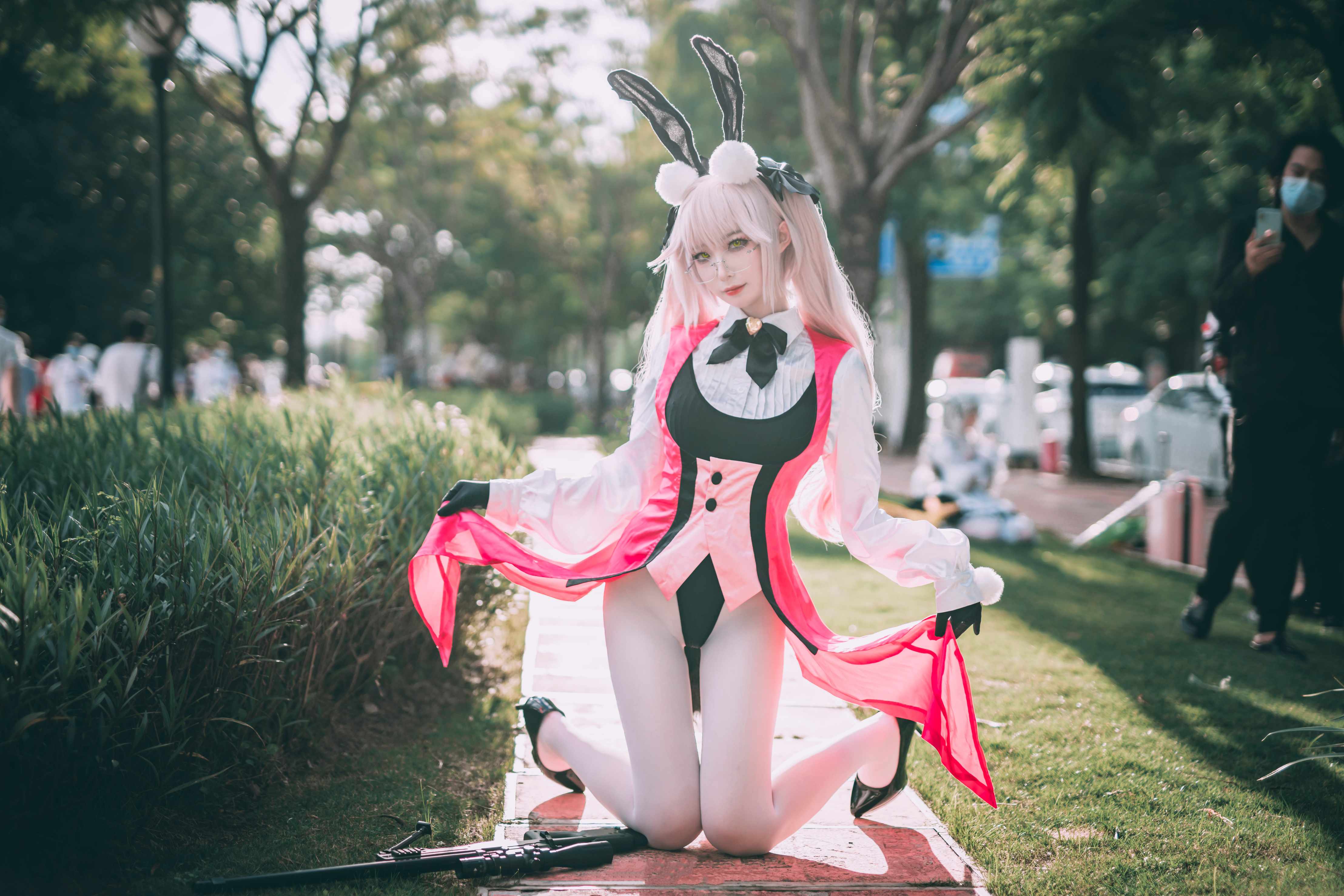 封疆疆v FGO 光之高扬斯卡娅兔女郎场照 - 藏在细节里的还原度(第2张,共5张)
