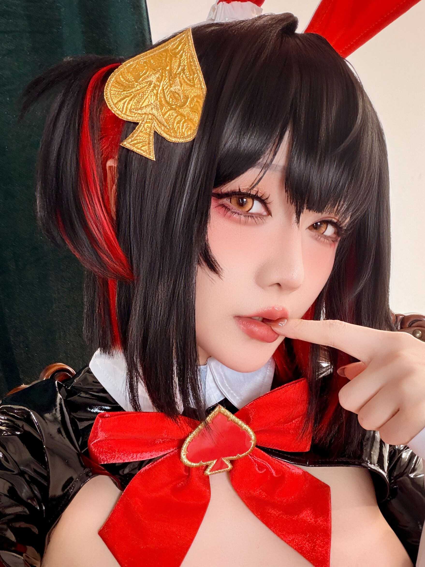 星之迟迟 计划 Nikke胜利女神 露姬·倒楣兔 - 黑桃刺绣的小细节(第3张,共5张)
