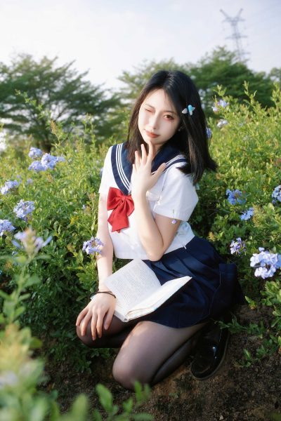 七只红豆蓝花JK写真，满溢的清甜校园感太治愈了
