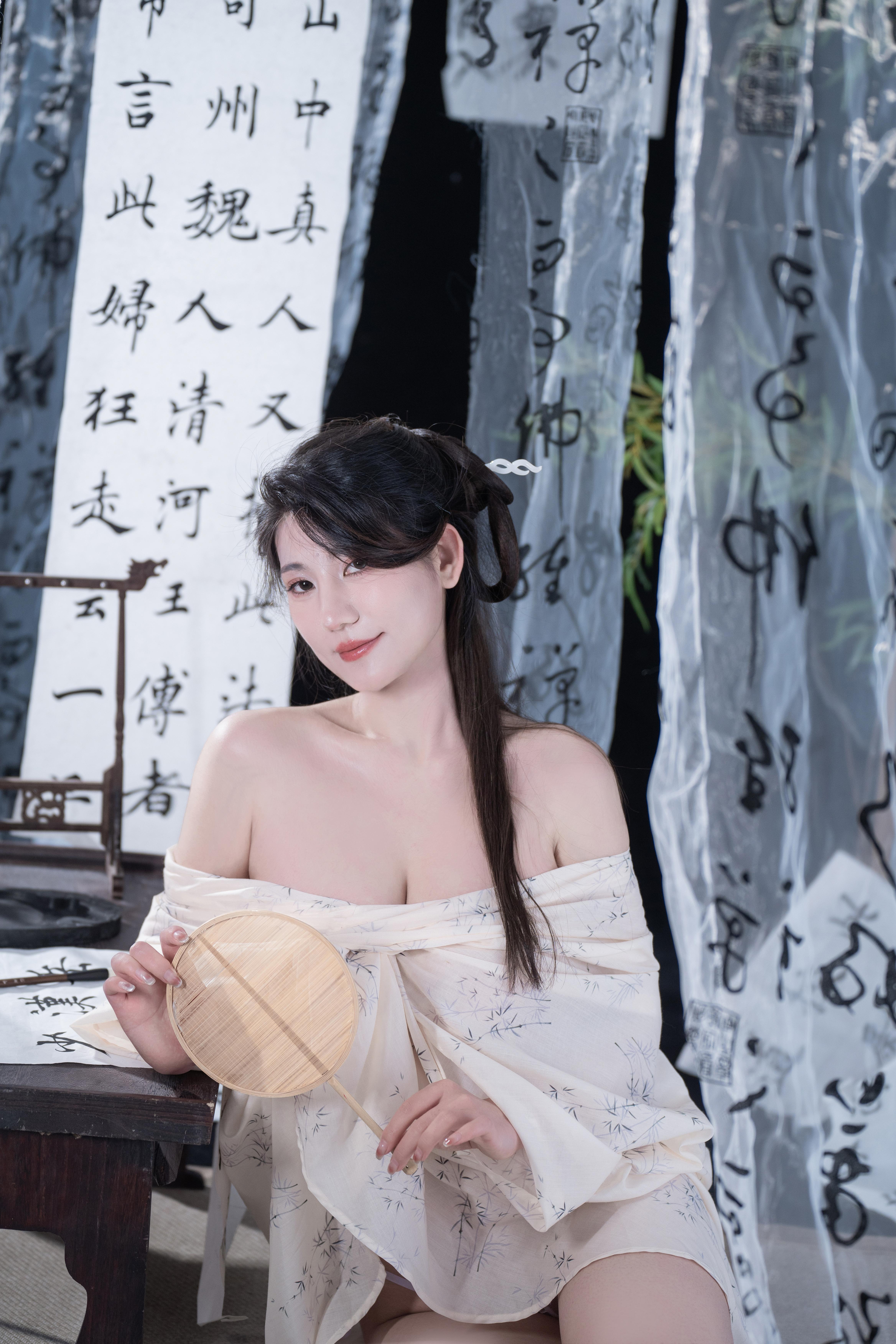 星澜是澜澜叫澜妹呀 – 相思 - 竹编团扇的选品巧思（第5张，共5张）