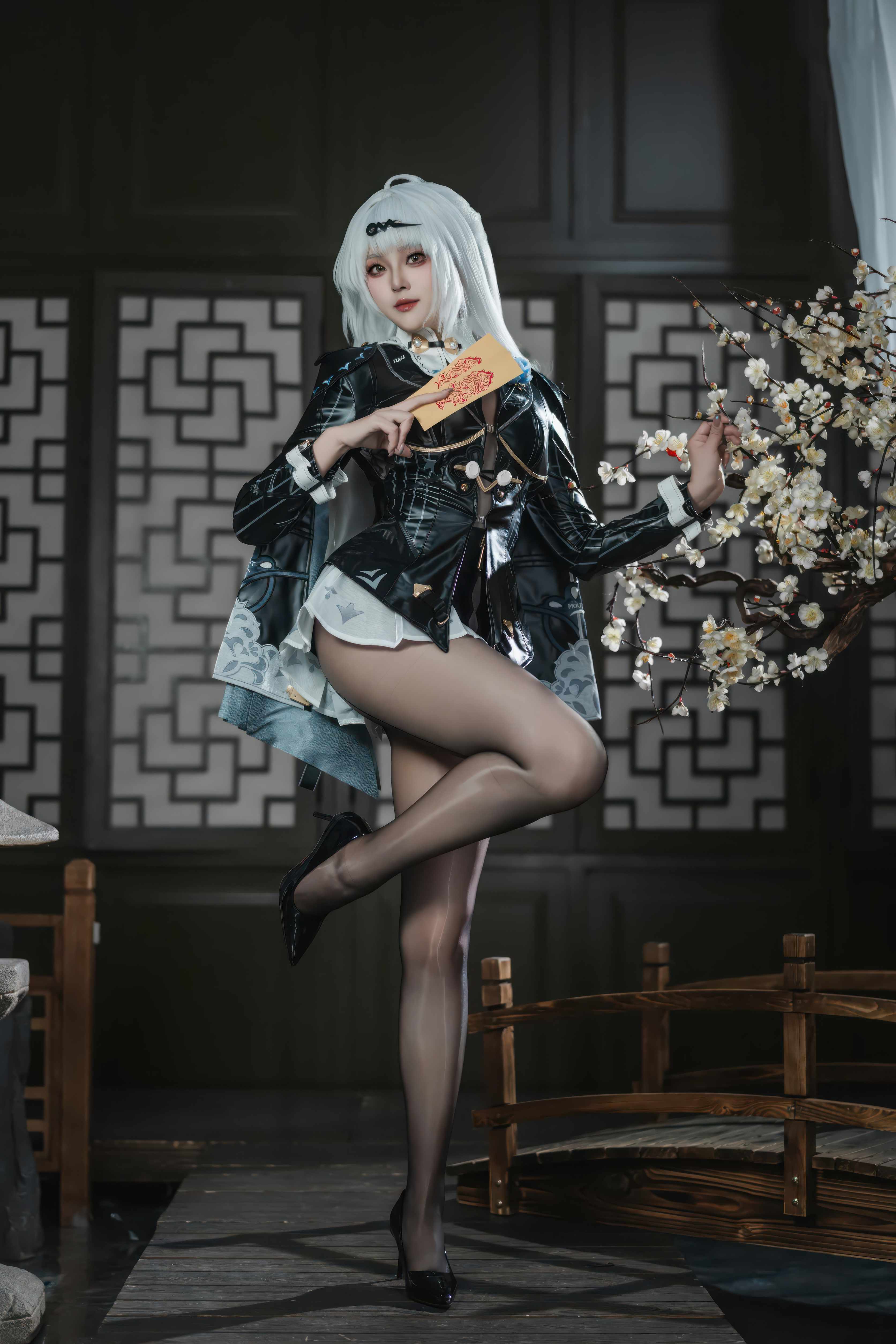 Natsuko夏夏子 – 绝区零仪玄-墨形影踪 - 侧逆光压出的丝光质感(第5张,共5张)