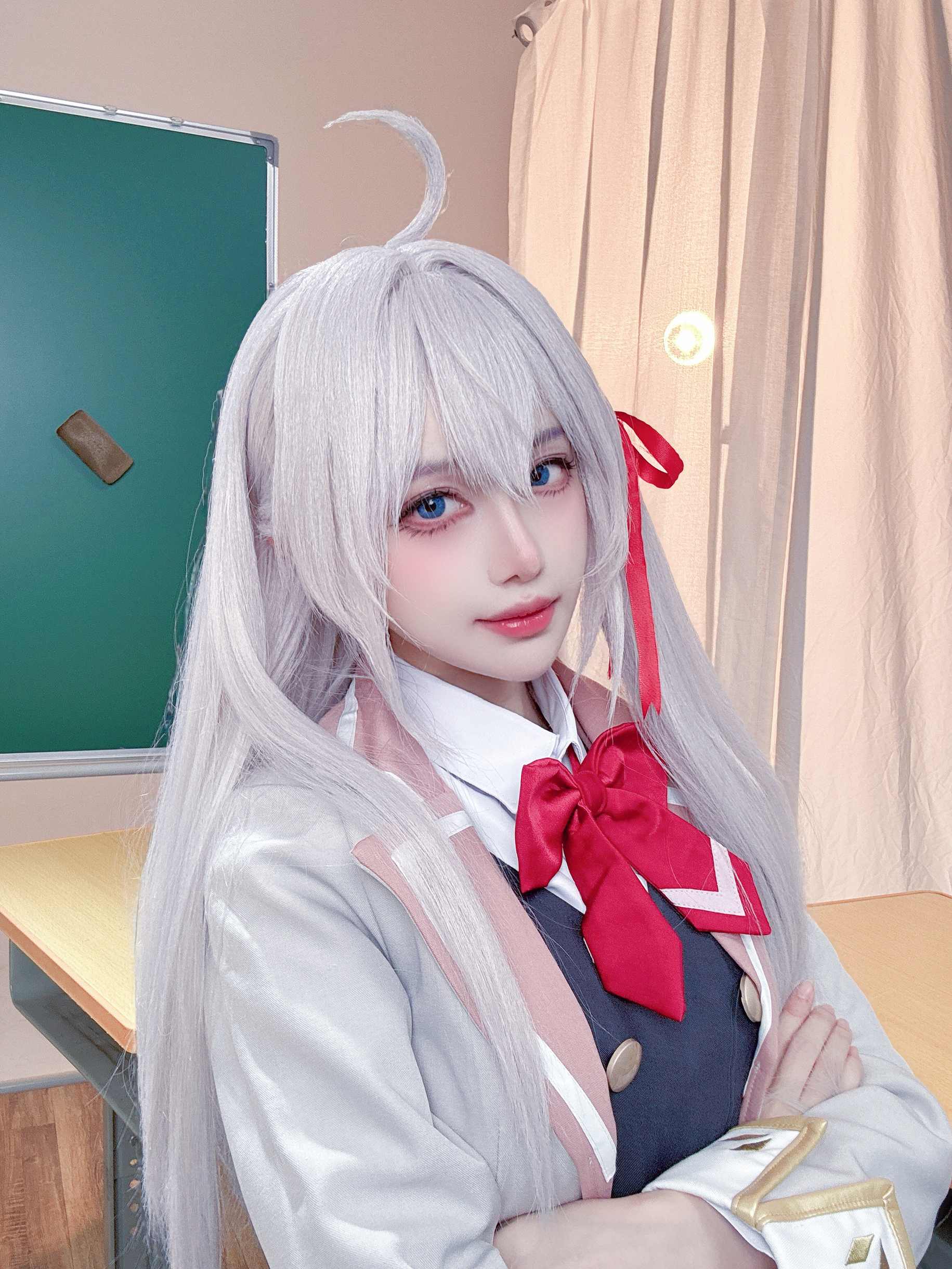 Shika小鹿鹿 艾莉同学 - 神态捕捉的松弛感,最贴角色(第4张,共5张)