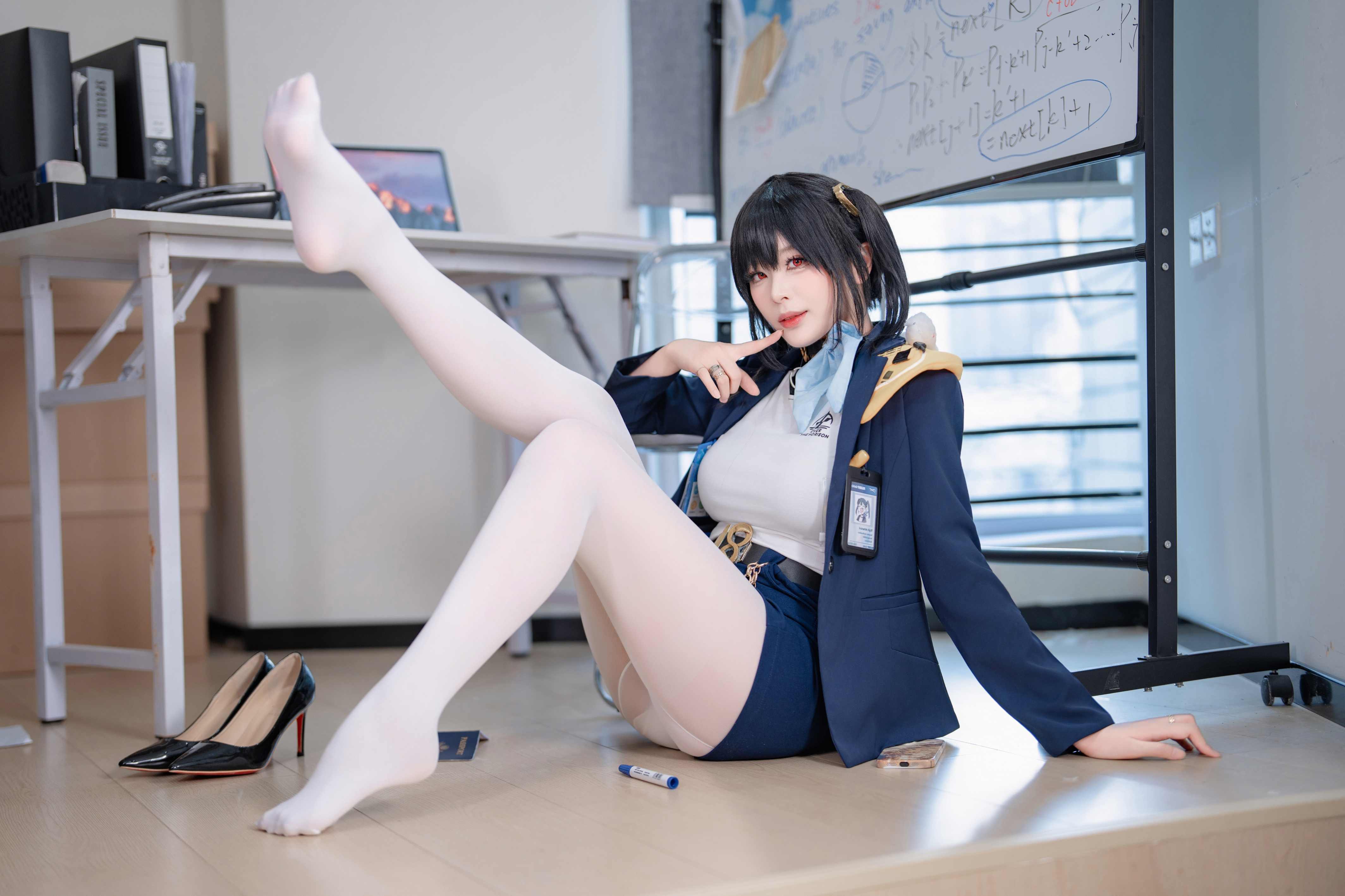 轩萧学姐 Nikke胜利女神 索拉 - 服化细节全踩中原作设定点(第3张,共5张)
