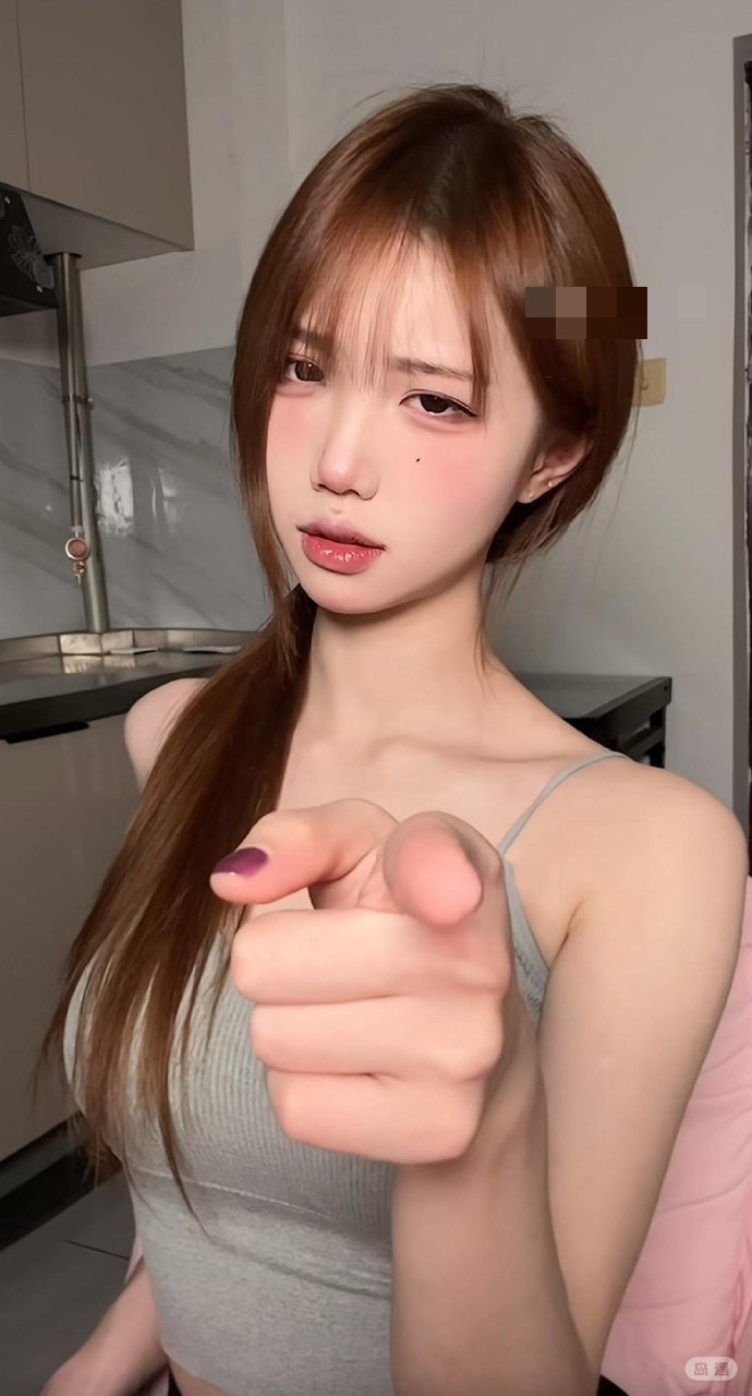 抖音 太子妃 岛遇 - 美甲的小细节藏了巧思(第3张,共4张)