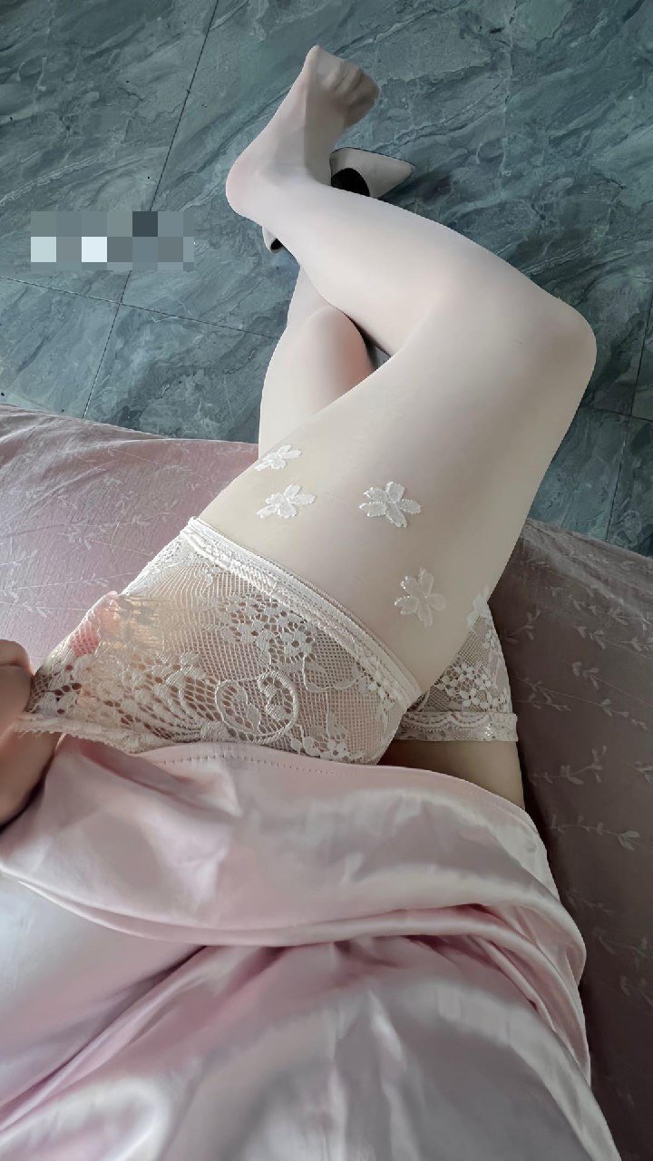 抖音 kk你莓柿叭 岛遇 - 两套私服的适配度踩得刚好(第5张,共5张)