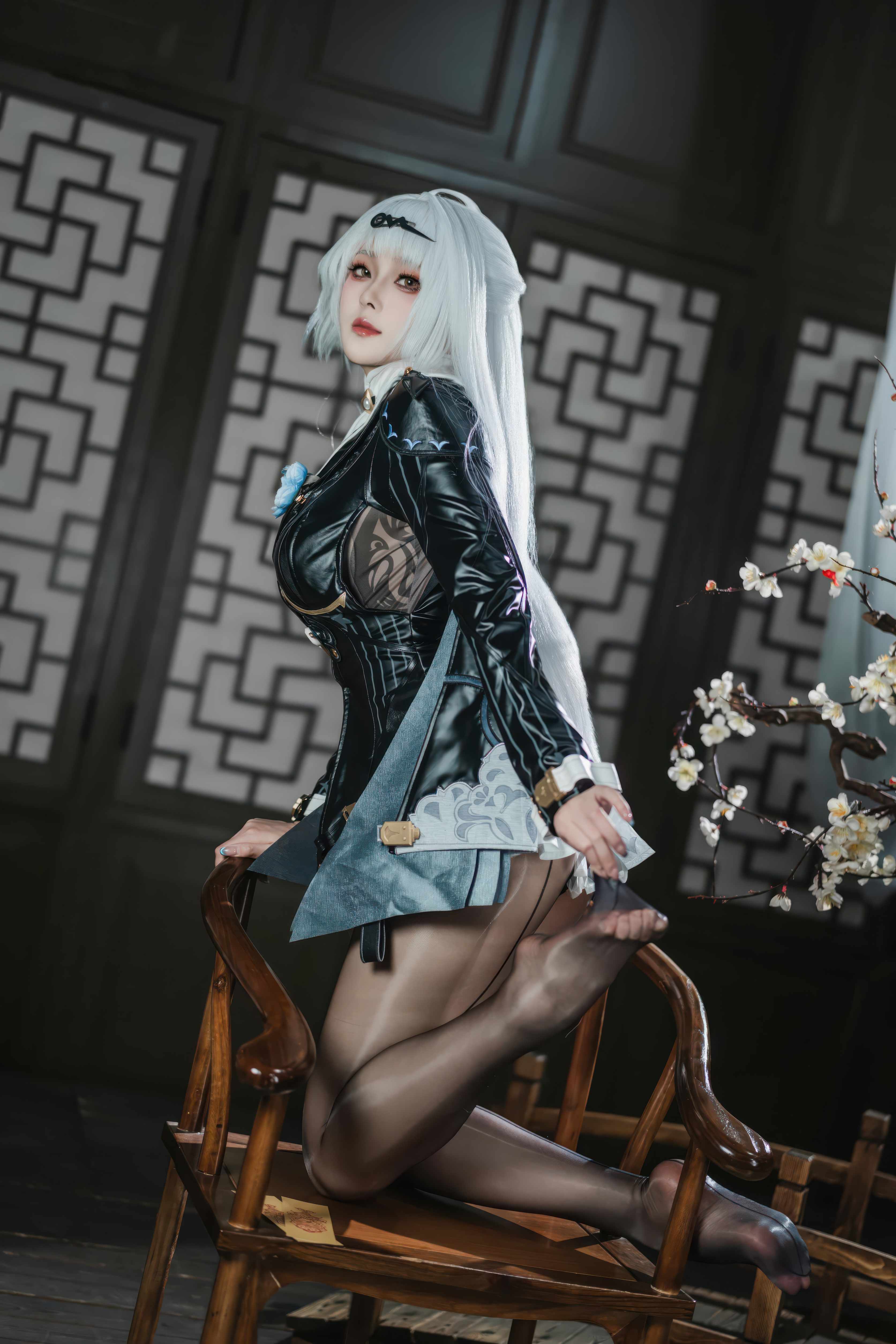 Natsuko夏夏子 – 绝区零仪玄-墨形影踪 - 皮衣缝线的精准还原(第4张,共5张)