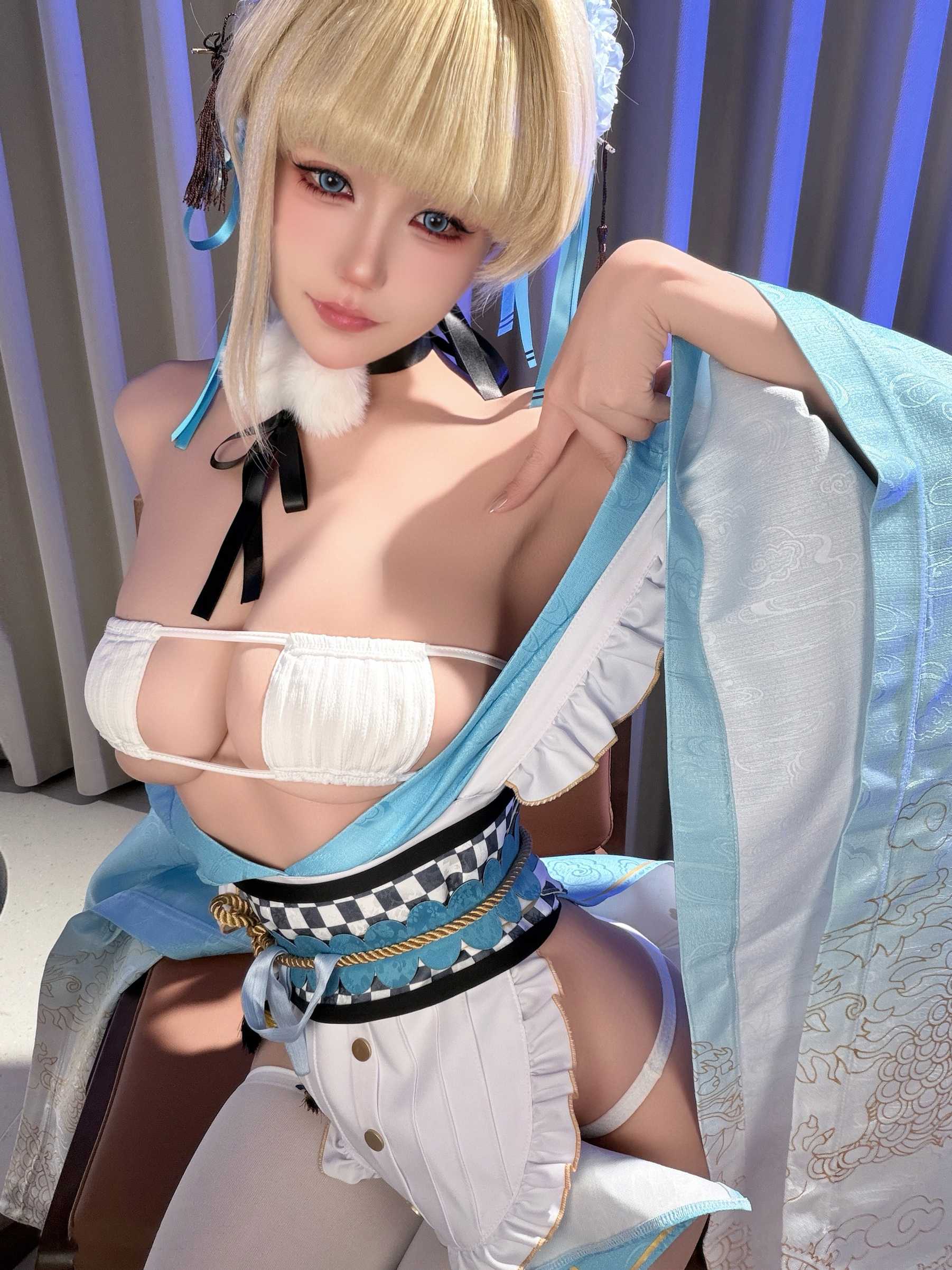 小仓千代w – 希娜小姐 - 松弛的微表情比硬凹造型更贴角色(第3张,共4张)