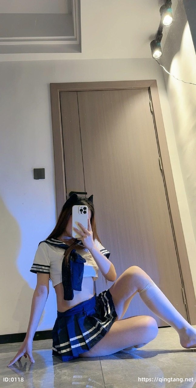 抖音 汤圆可甜了 轻糖乐园 COS写真图集(第4张,共5张)
