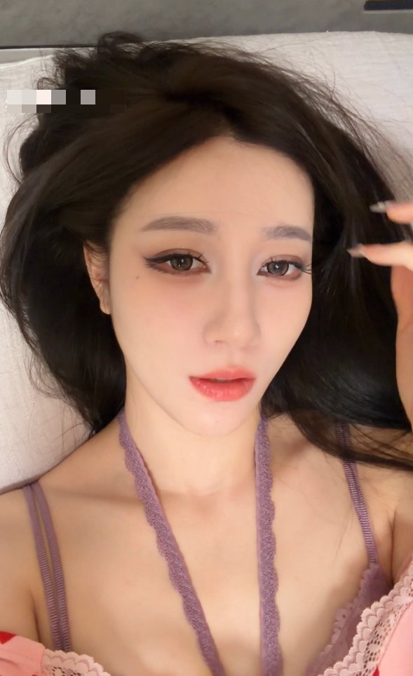 抖音 唐十七 秘语空间 COS写真图集(第3张,共5张)