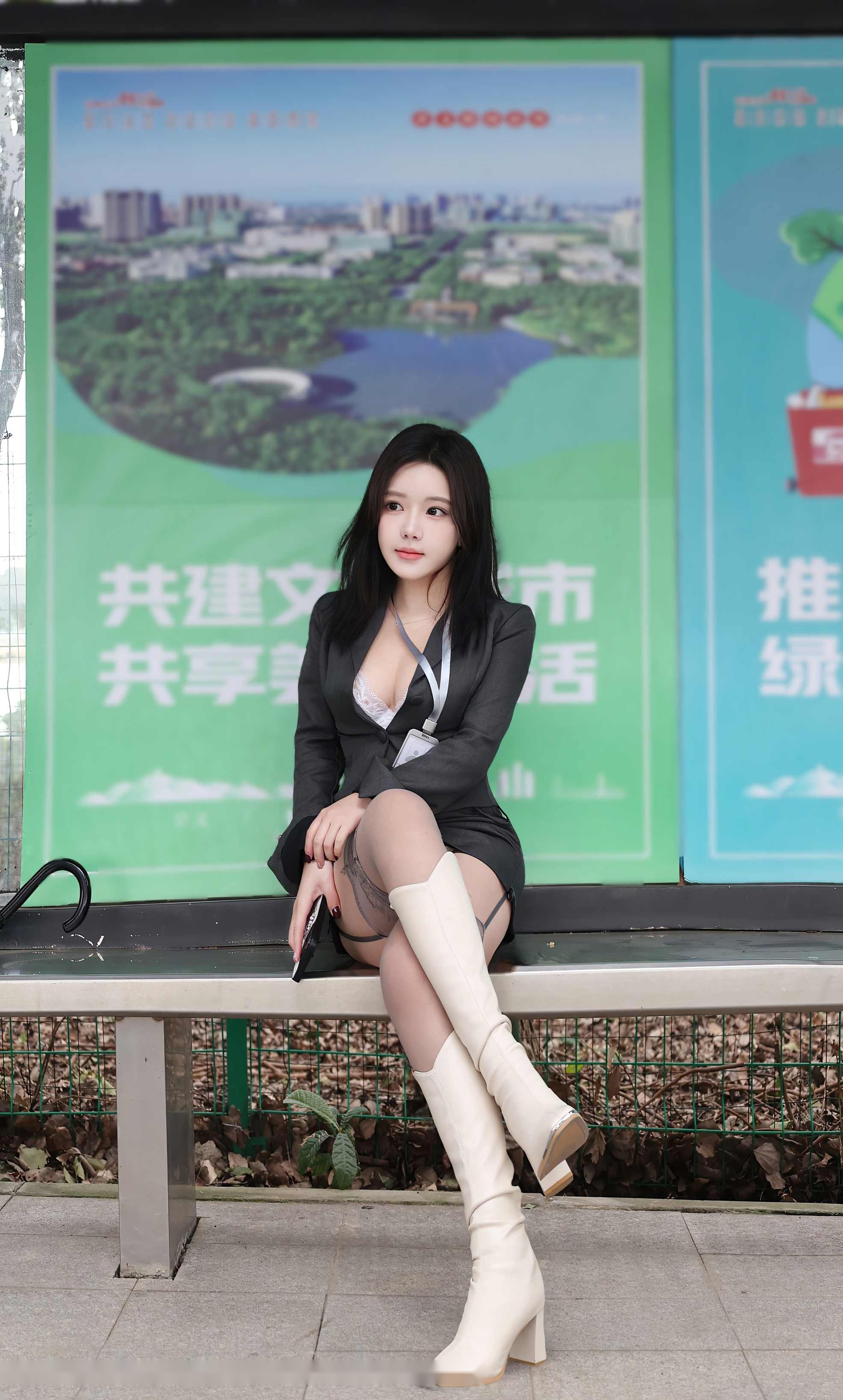 Xiuren秀人网2024.12.13 小薯条nienie 76+／ - 生活化场景的松弛感（第4张，共5张）