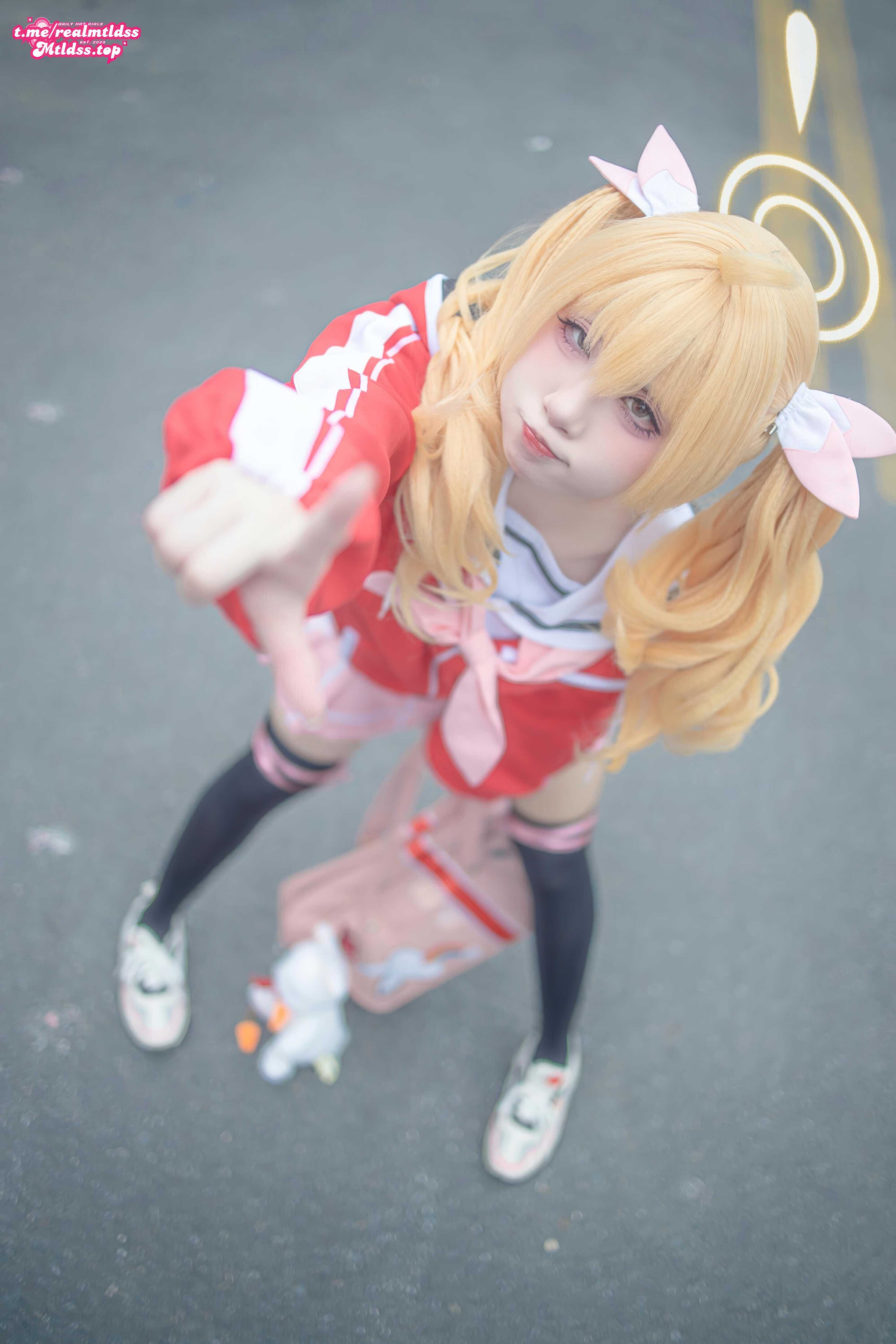 纸悦Etsu_ko 蔚蓝档案 伊原木好美 - 运动服配光环,还原度踩在点上(第2张,共3张)