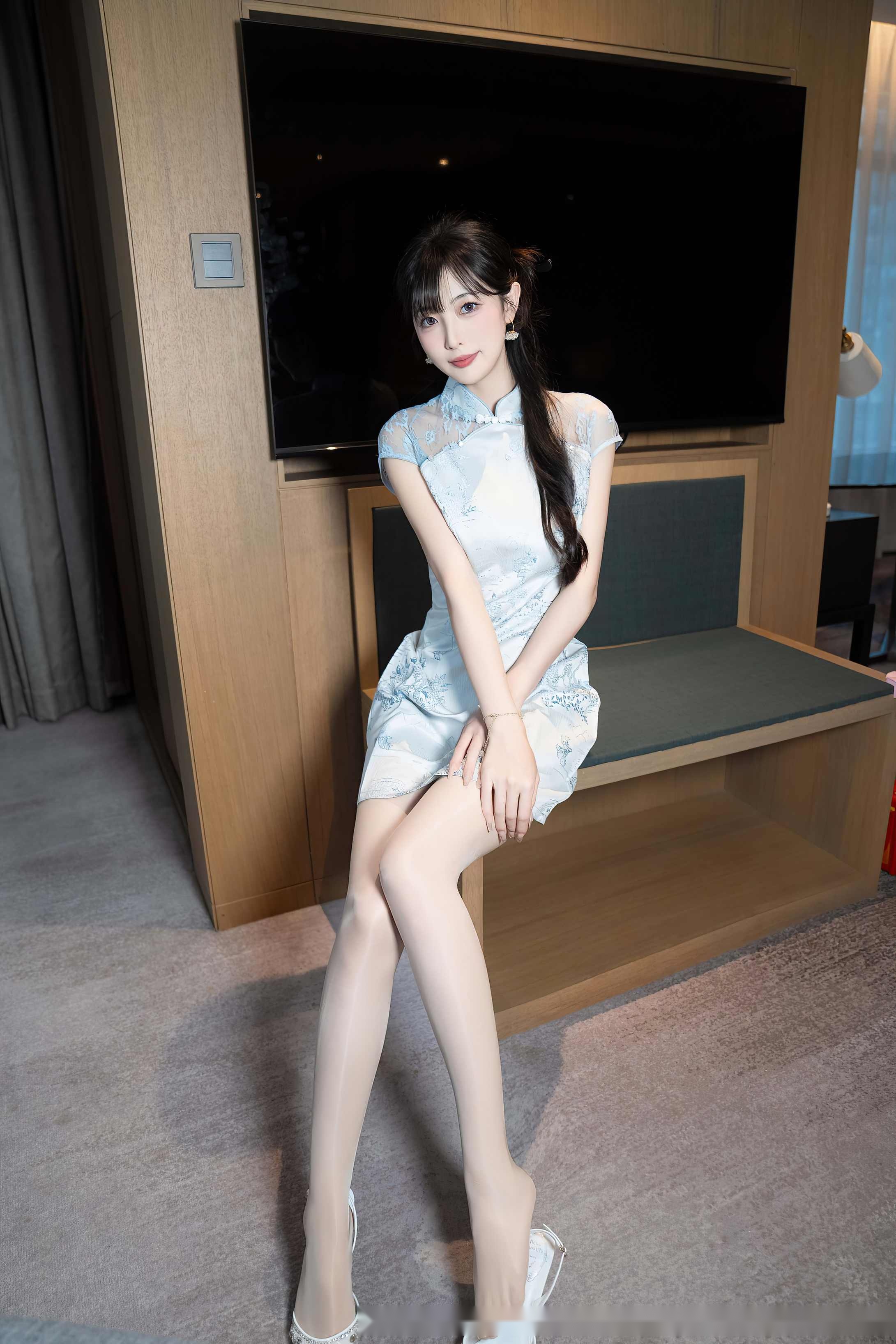 秀人网2024年林星阑最新写真集,全套高清美图内容完整导览