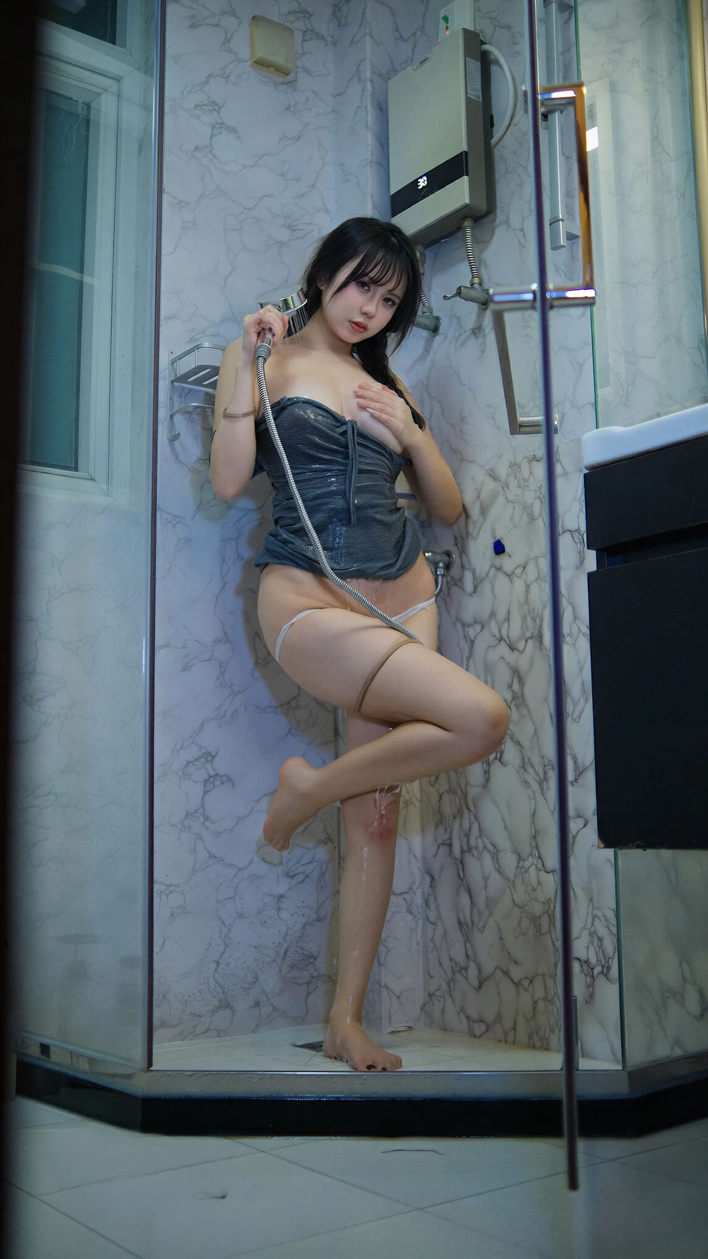 Tina很妖孽呀NO.39沐浴图集，这期的水感氛围是真的出圈