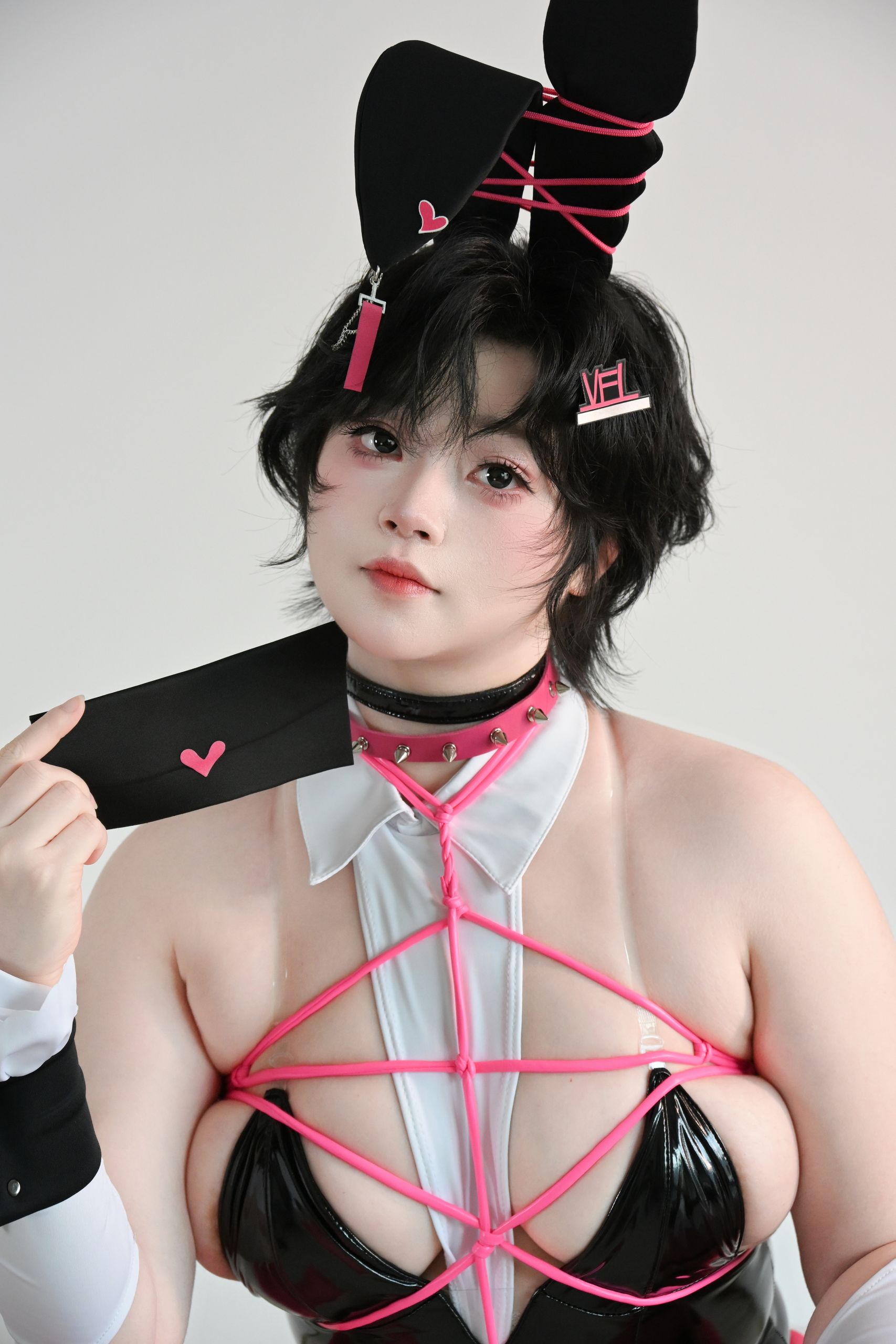 一只毛毛帽 – 粉色兔女郎 - 兔耳帽的收纳,是个小惊喜(第5张,共5张)