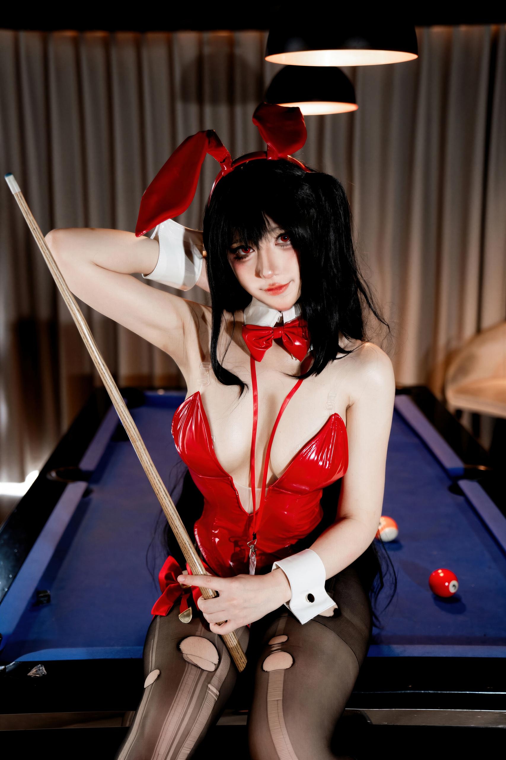 九曲Jean 碧蓝航线 大凤兔女郎 - 台球桌那几张，球的位置是排过的（第2张，共4张）