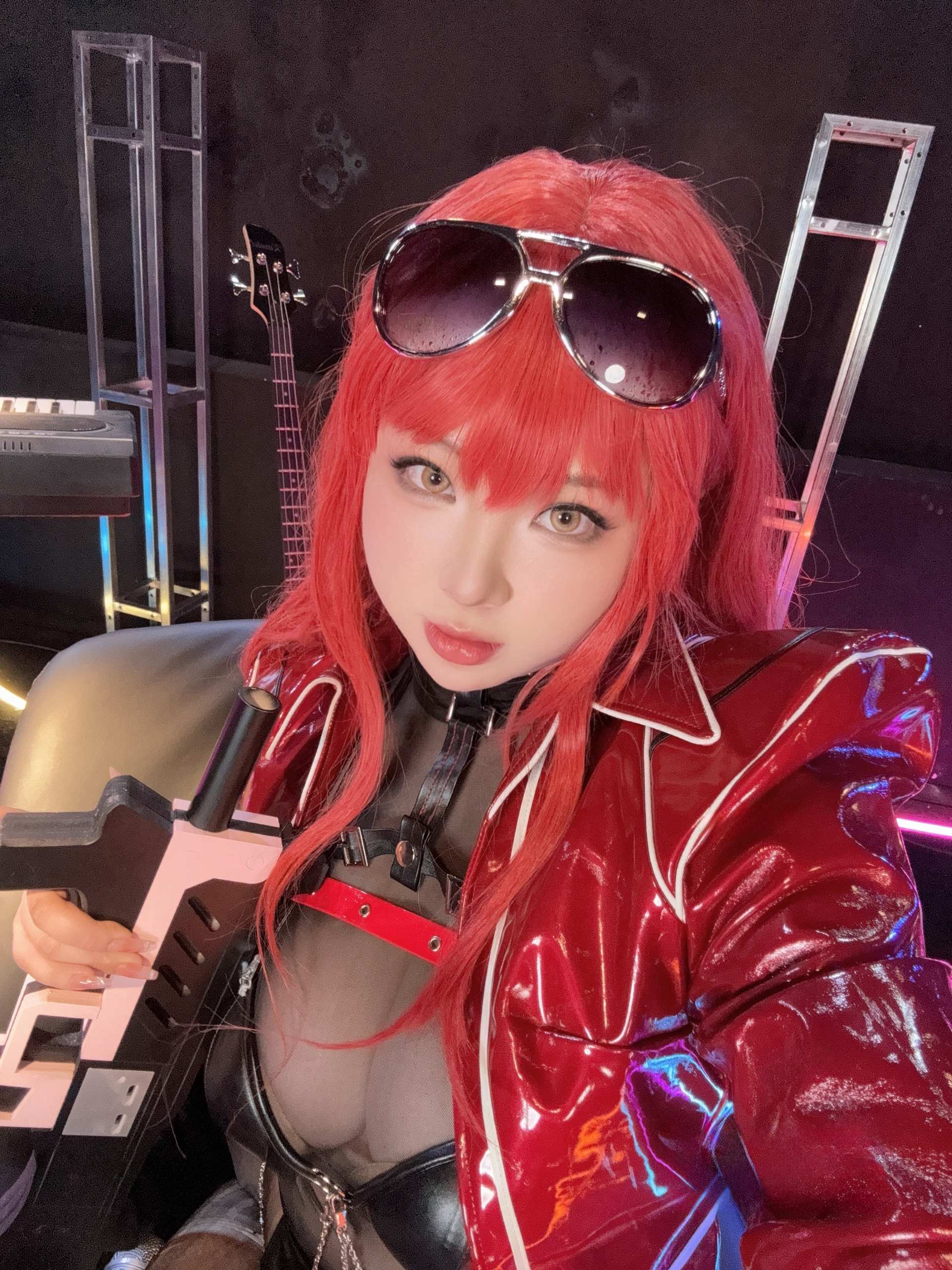 皮皮奶可可爱了啦 Nikke胜利女神 沃伦姆 - 跪姿那张,灯光才是主角(第3张,共4张)