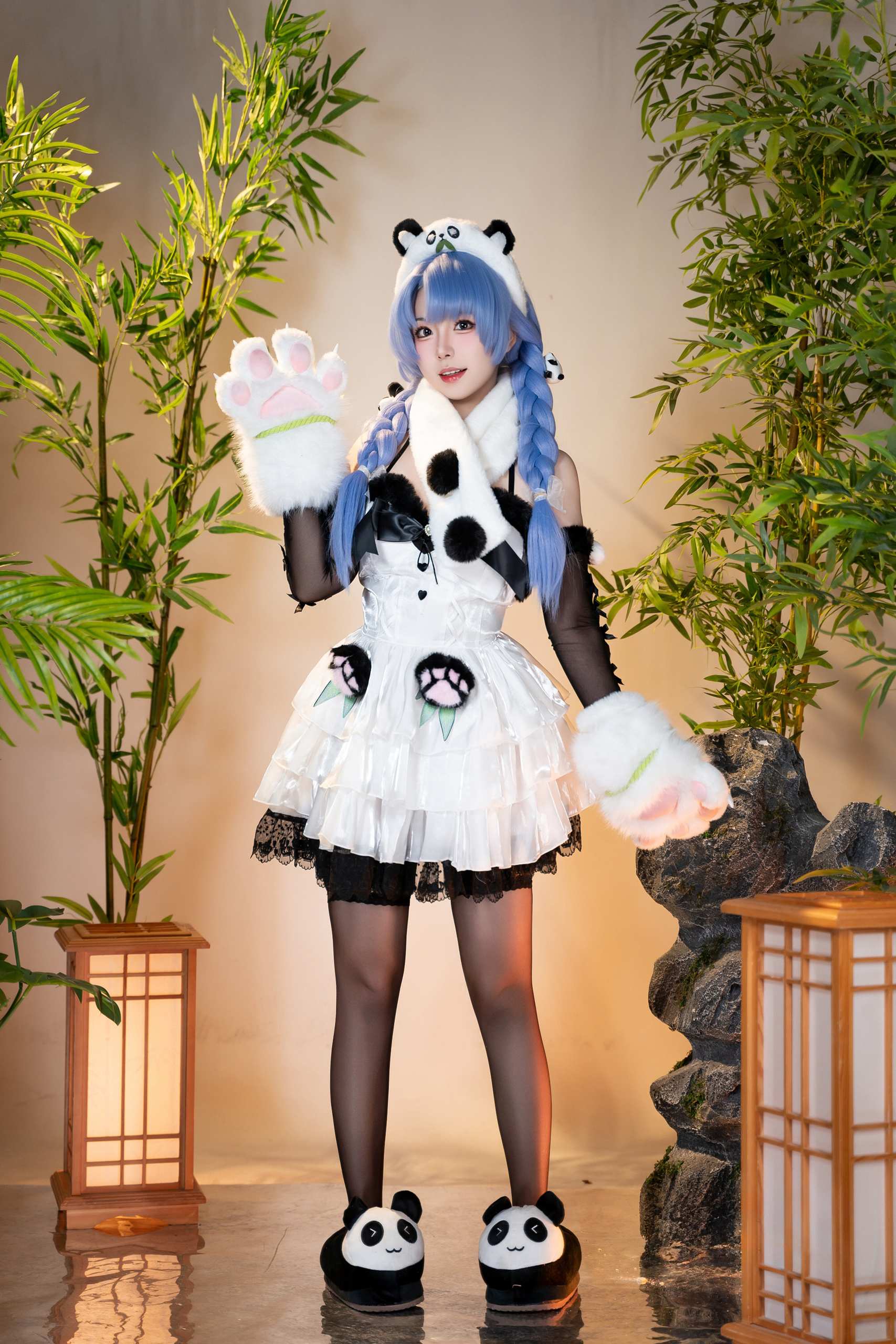 虎森森 永劫无间 沈妙 - 站姿那张,裙摆和灯笼的光刚好咬住(第2张,共3张)